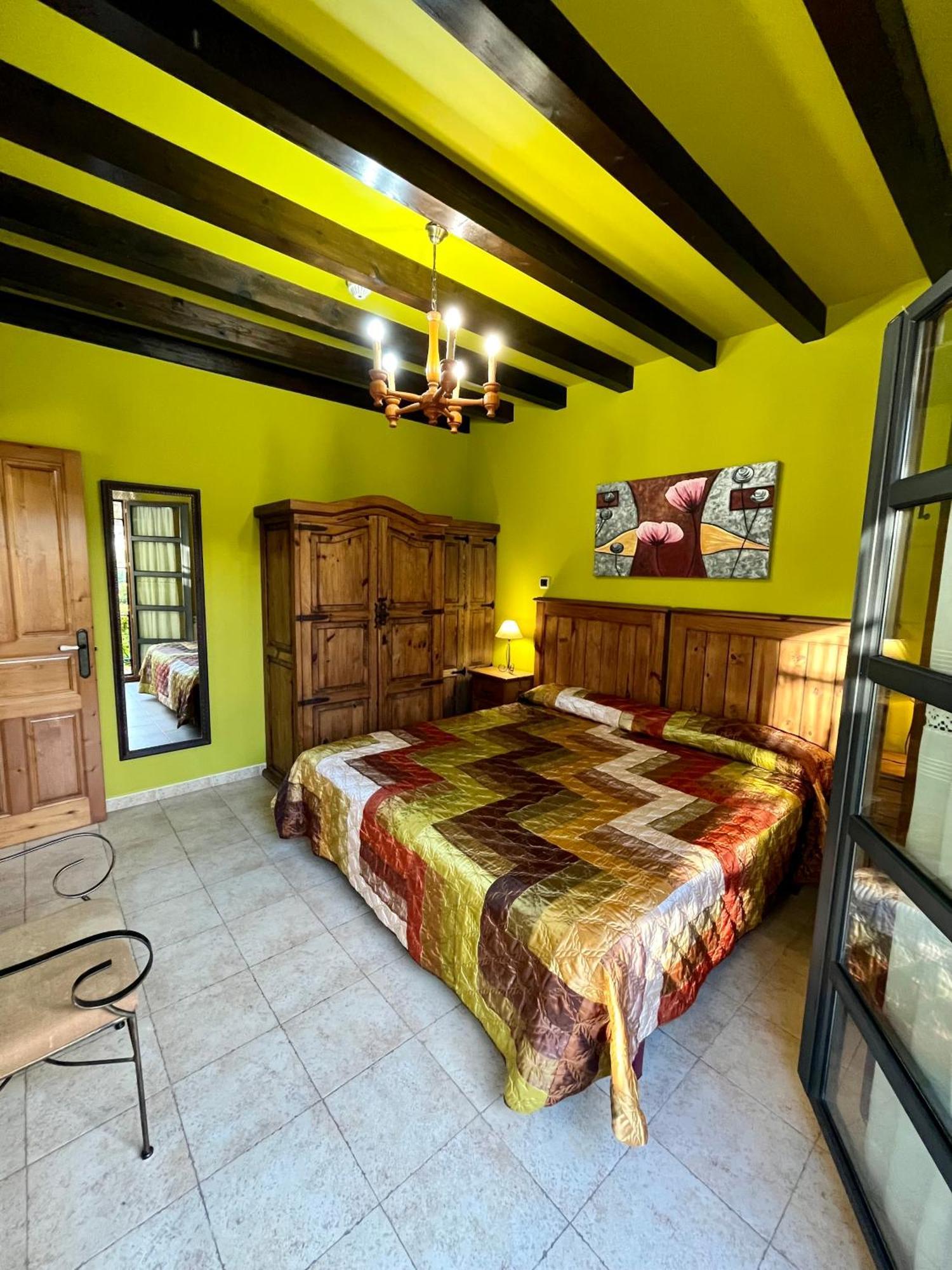 Apartamentos Turisticos Paseo De La Alameda ビリャビシオサ エクステリア 写真